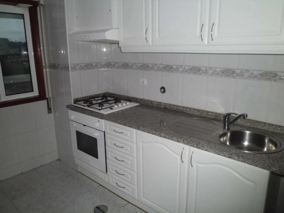 Apartamento T2 para Arrendamento em Alfena Foto 13