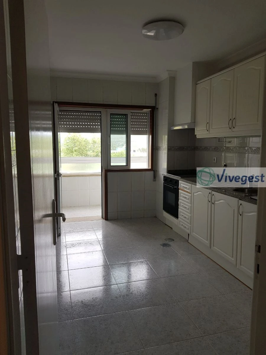 Apartamento T2 para Arrendamento em Alfena Foto 4