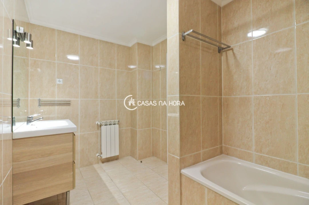 Apartamento T2 para Arrendamento em Matosinhos e Leça da Palmeira Foto 5