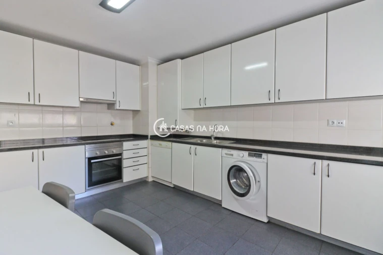 Apartamento T2 para Arrendamento em Matosinhos e Leça da Palmeira Foto 15