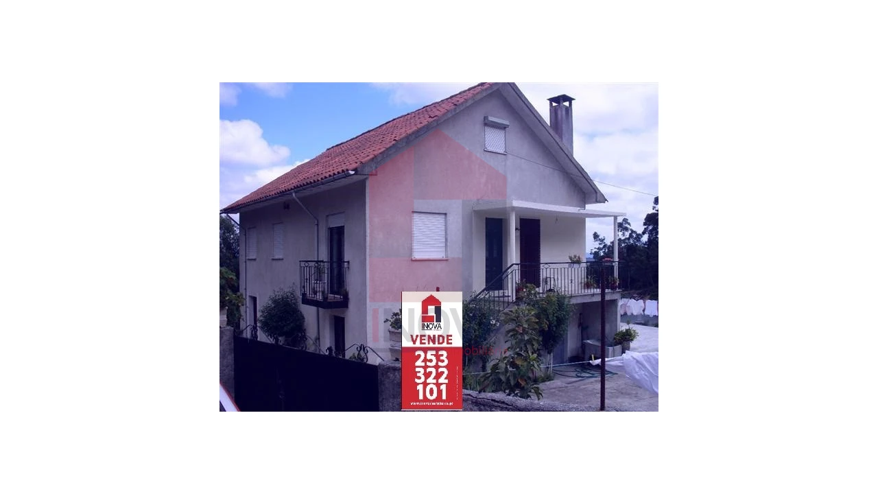 Quinta T3 para Venda em Pico de Regalados, Gondiães e Mós Foto 1