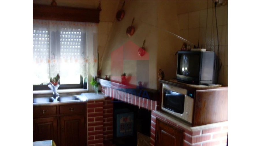 Quinta T3 para Venda em Pico de Regalados, Gondiães e Mós Foto 3