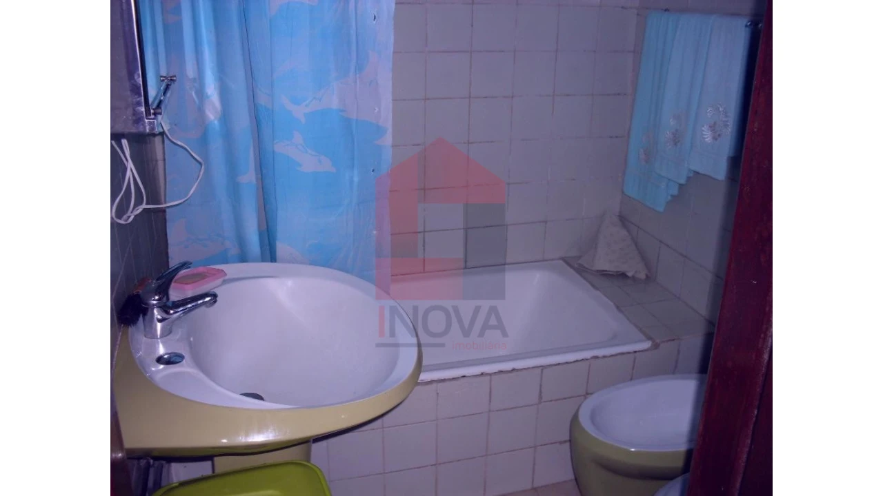 Quinta T3 para Venda em Pico de Regalados, Gondiães e Mós Foto 7