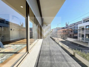 Moradia T4 para Venda em Esmoriz