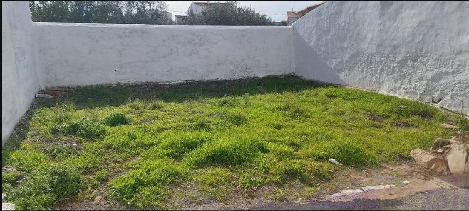 Terreno para Venda em Aldeia dos Fernandes Foto 1
