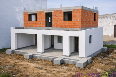 Terreno para Venda em Aldeia dos Fernandes