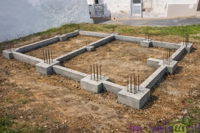 Terreno para Venda em Aldeia dos Fernandes