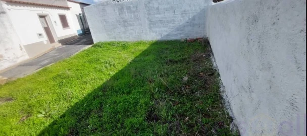 Terreno para Venda em Aldeia dos Fernandes
