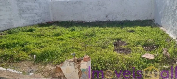 Terreno para Venda em Aldeia dos Fernandes
