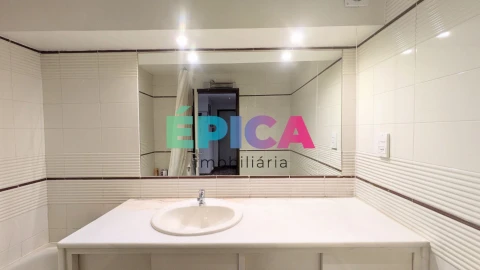 Apartamento T3 para Venda em Santa Clara