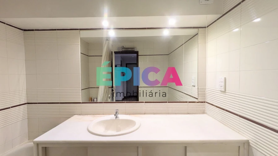 Apartamento T3 para Venda em Santa Clara Foto 34