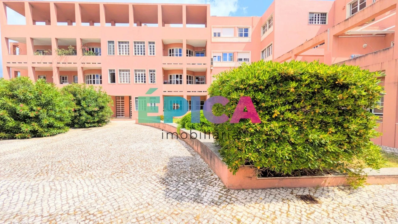 Apartamento T3 para Venda em Santa Clara Foto 3