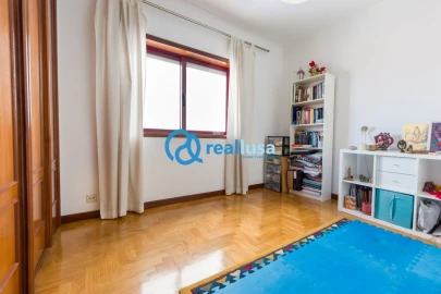 Apartamento T2 para Venda em Mafamude e Vilar do Paraíso