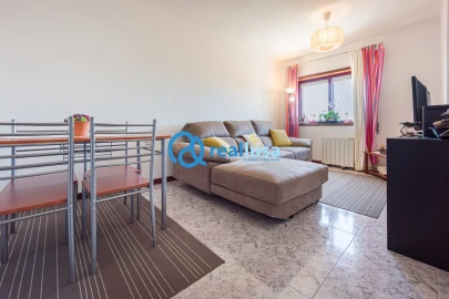 Apartamento T2 para Venda em Mafamude e Vilar do Paraíso