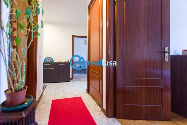 Apartamento T2 para Venda em Mafamude e Vilar do Paraíso Foto 12