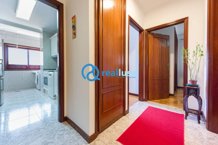 Apartamento T2 para Venda em Mafamude e Vilar do Paraíso Foto 37