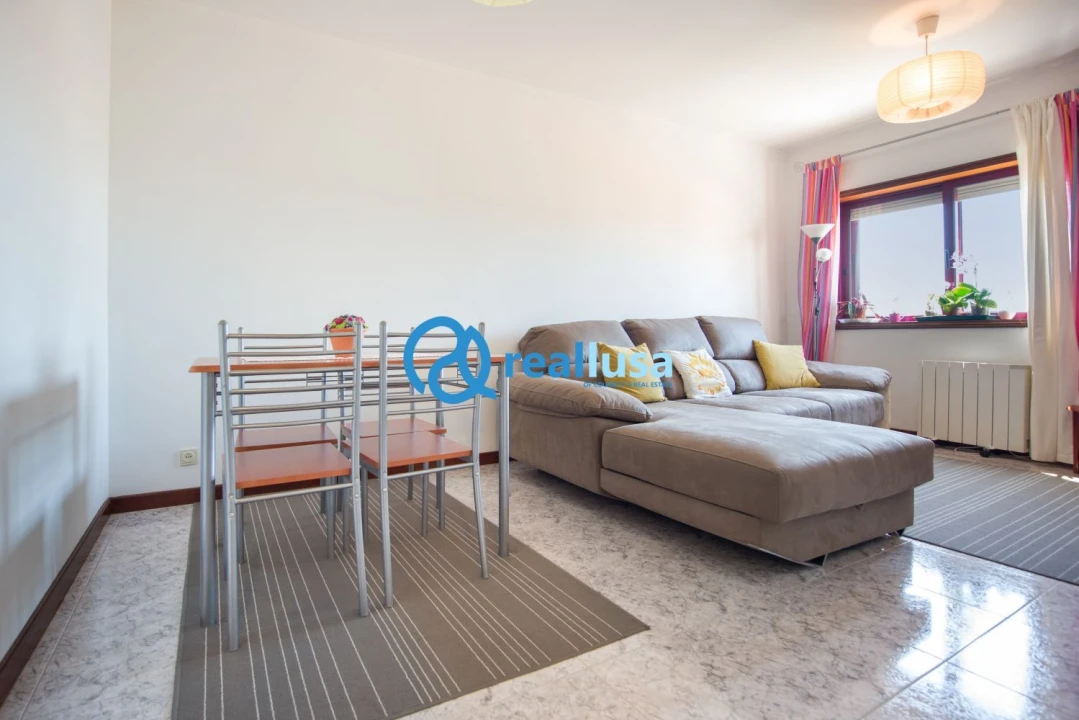 Apartamento T2 para Venda em Mafamude e Vilar do Paraíso Foto 23