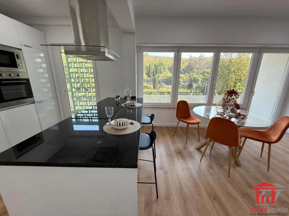 Apartamento T3 para Venda em Benfica Foto 21