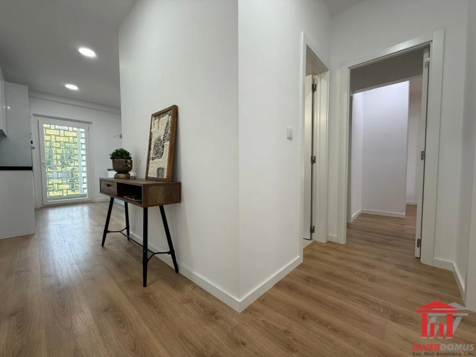 Apartamento T3 para Venda em Benfica Foto 8