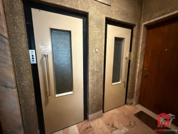 Apartamento T3 para Venda em Benfica