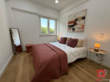 Apartamento T3 para Venda em Benfica