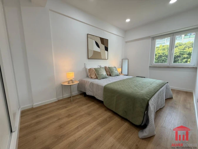 Apartamento T3 para Venda em Benfica Foto 15