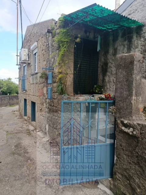 Moradia T2 para Venda em Nogueira do Cravo