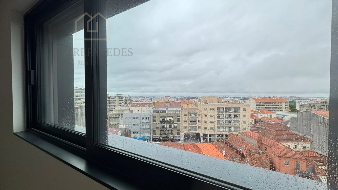 Apartamento T3 para Venda em Mafamude e Vilar do Paraíso Foto 21