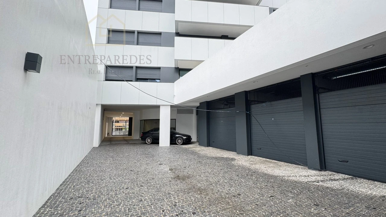 Apartamento T3 para Venda em Mafamude e Vilar do Paraíso Foto 42