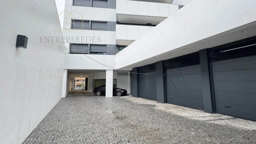 Apartamento T3 para Venda em Mafamude e Vilar do Paraíso Foto 42