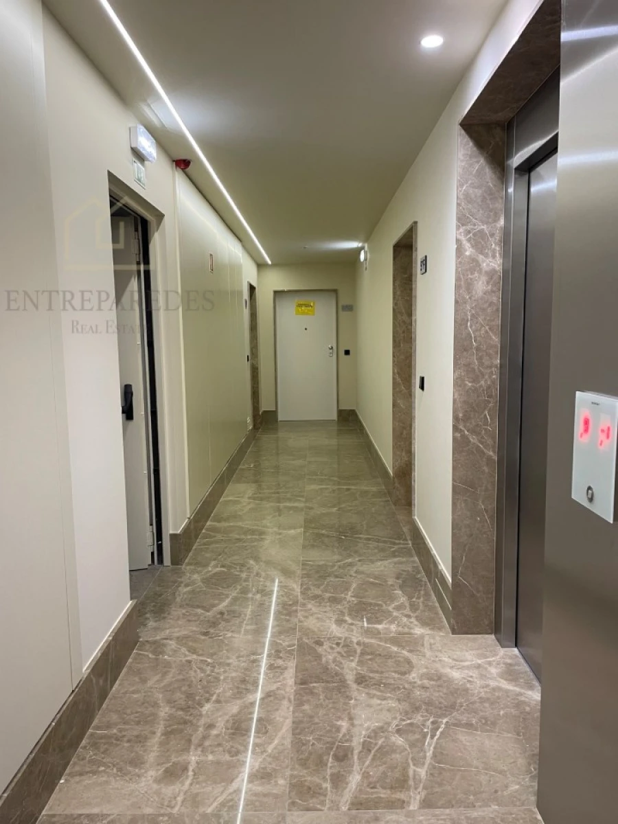 Apartamento T3 para Venda em Mafamude e Vilar do Paraíso Foto 45