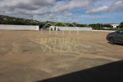 Armazém para Venda em São Brás de Alportel