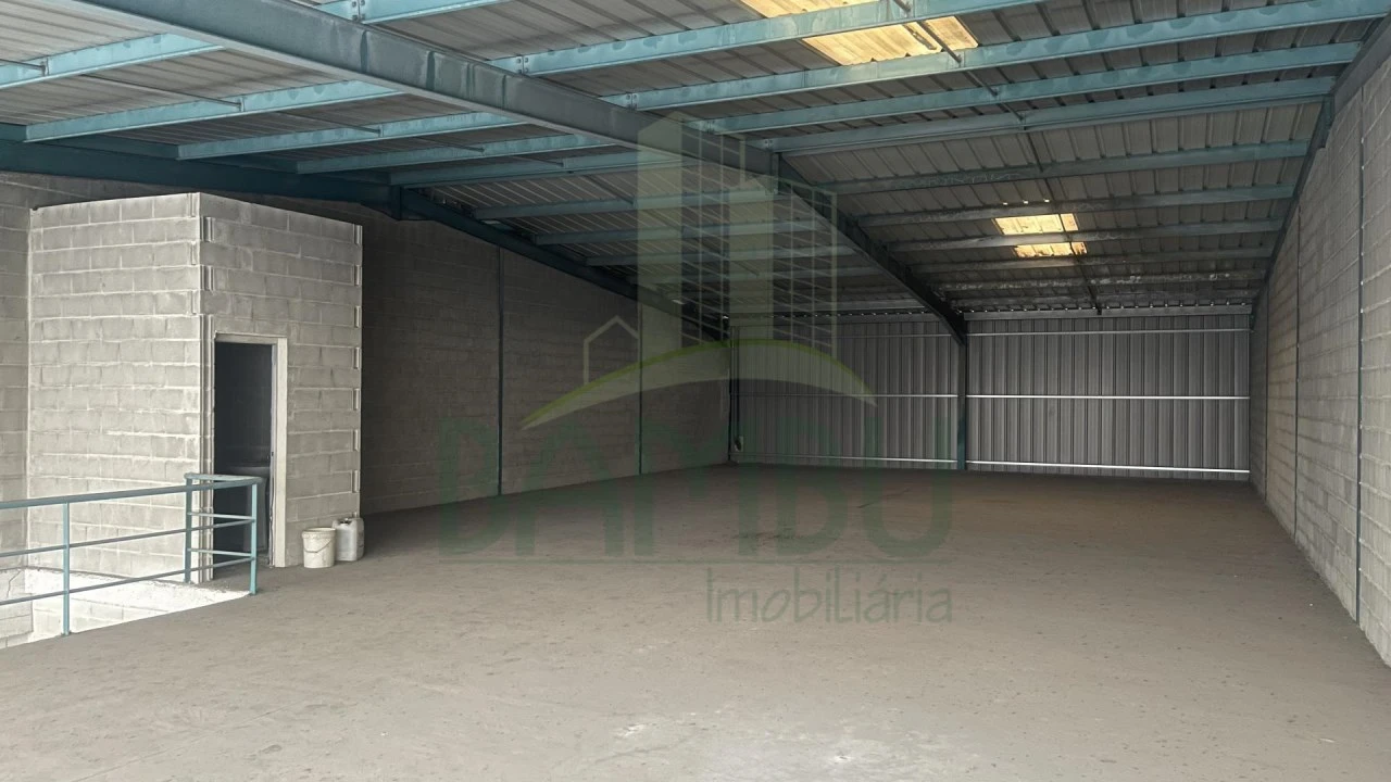 Armazém para Venda em Gandra e Taião Foto 2