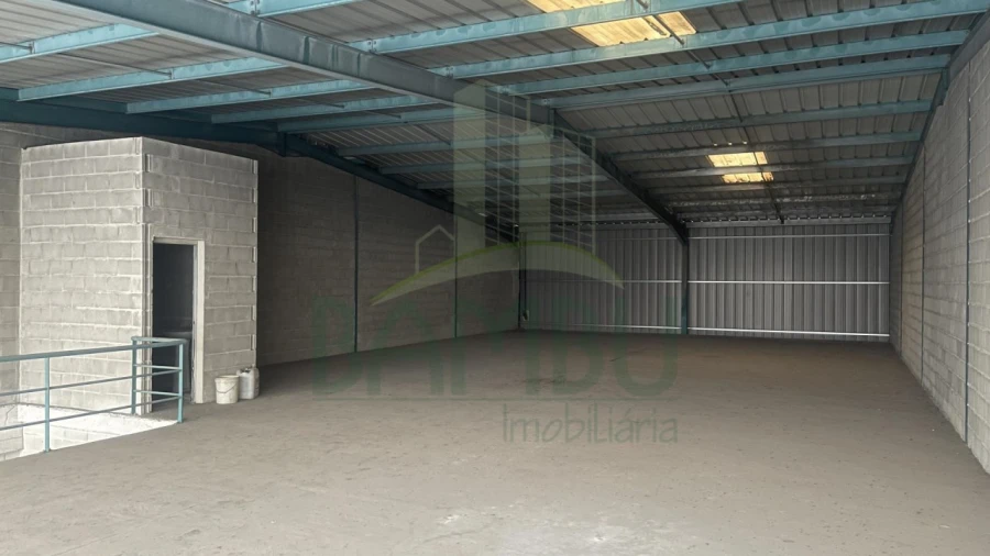 Armazém para Venda em Gandra e Taião Foto 2
