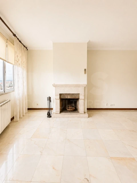 Apartamento T3 para Venda em Areeiro