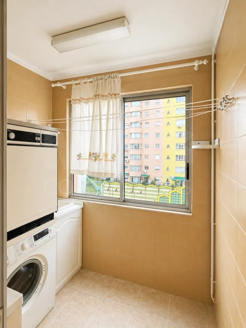 Apartamento T3 para Venda em Areeiro