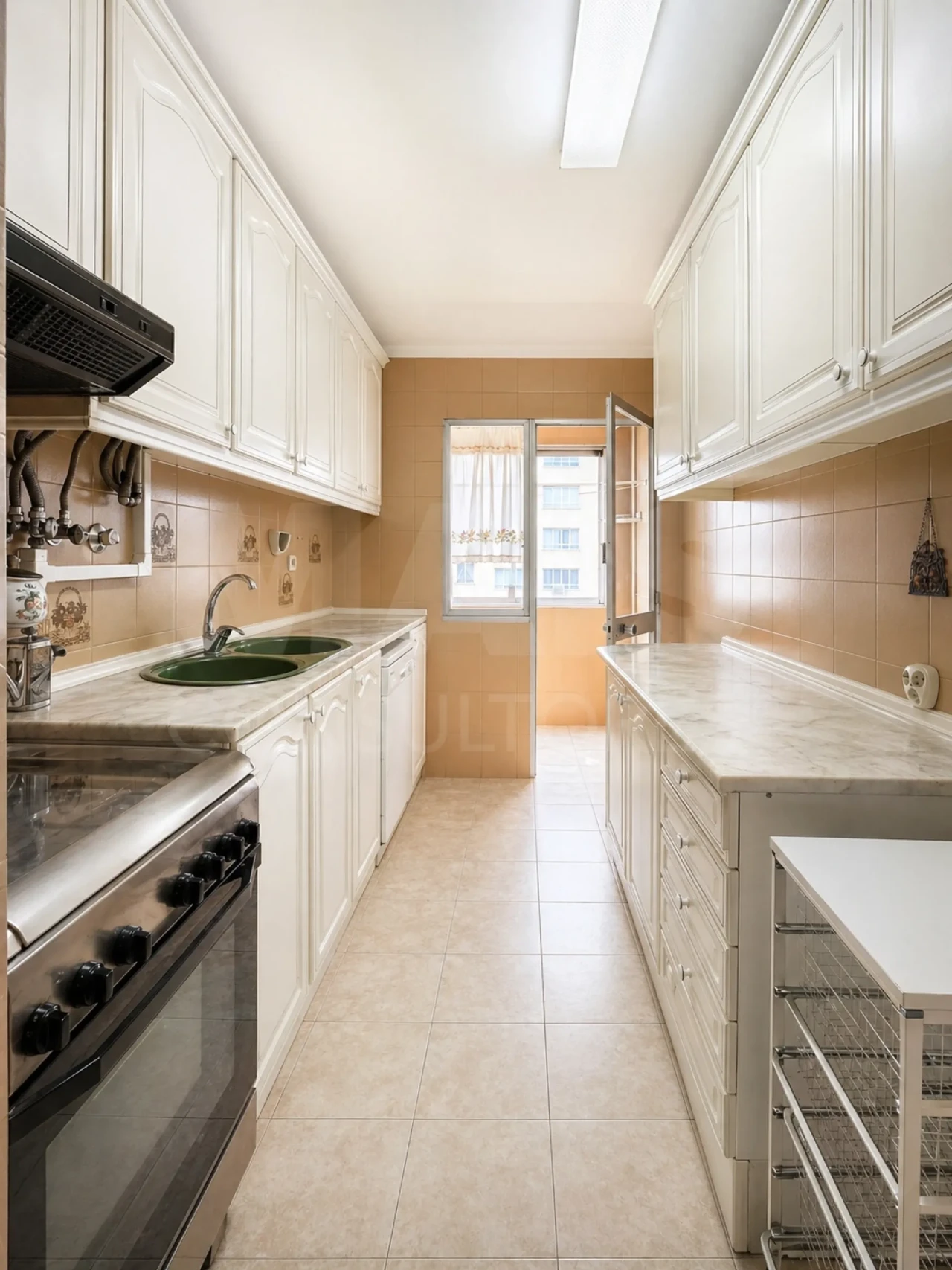 Apartamento T3 para Venda em Areeiro Foto 5