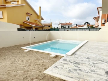 Moradia T3 para Venda em Cascais e Estoril