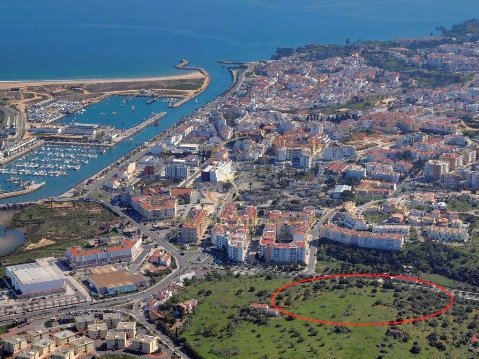 Terreno para Venda em Lagos (São Sebastião e Santa Maria) Foto 3