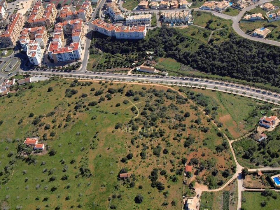 Terreno para Venda em Lagos (São Sebastião e Santa Maria) Foto 12