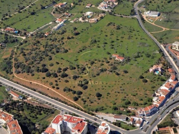 Terreno para Venda em Lagos (São Sebastião e Santa Maria)
