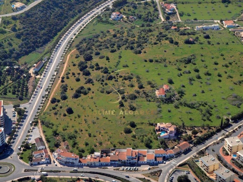 Terreno para Venda em Lagos (São Sebastião e Santa Maria) Foto 6