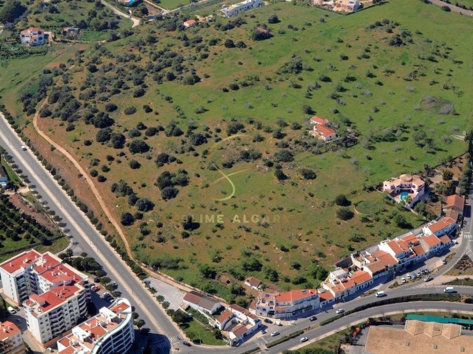 Terreno para Venda em Lagos (São Sebastião e Santa Maria) Foto 8