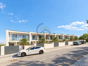 Moradia T3 para Venda em Gondomar (São Cosme), Valbom e Jovim