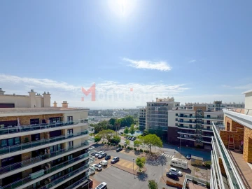 Apartamento T2 para Arrendamento em Sacavém e Prior Velho