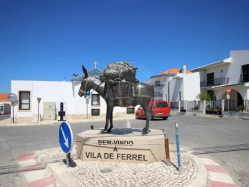 Moradia T3 para Venda em Ferrel