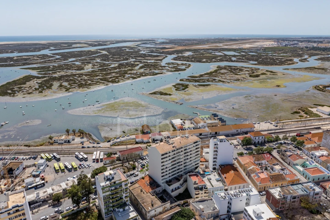 Apartamento T7 para Venda em Faro (Sé e São Pedro) Foto 44