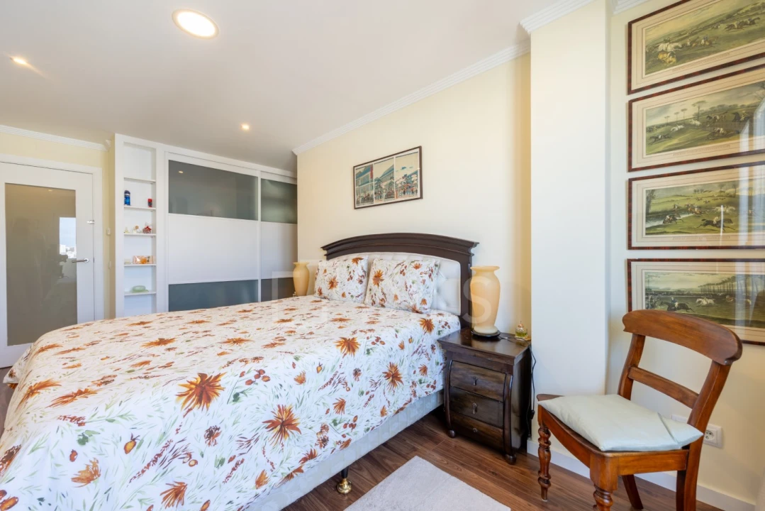 Apartamento T7 para Venda em Faro (Sé e São Pedro) Foto 16