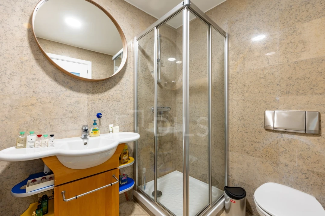 Apartamento T7 para Venda em Faro (Sé e São Pedro) Foto 40