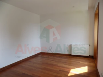 Moradia T4 para Venda em Matosinhos e Leça da Palmeira